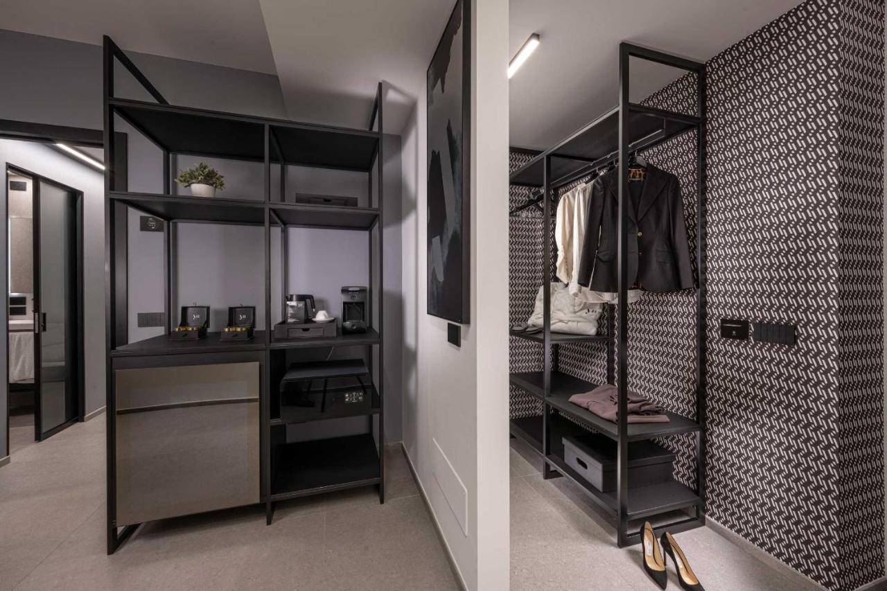J44 Lifestyle Hotel Lido di Jesolo Luaran gambar Interior of a typical apartment