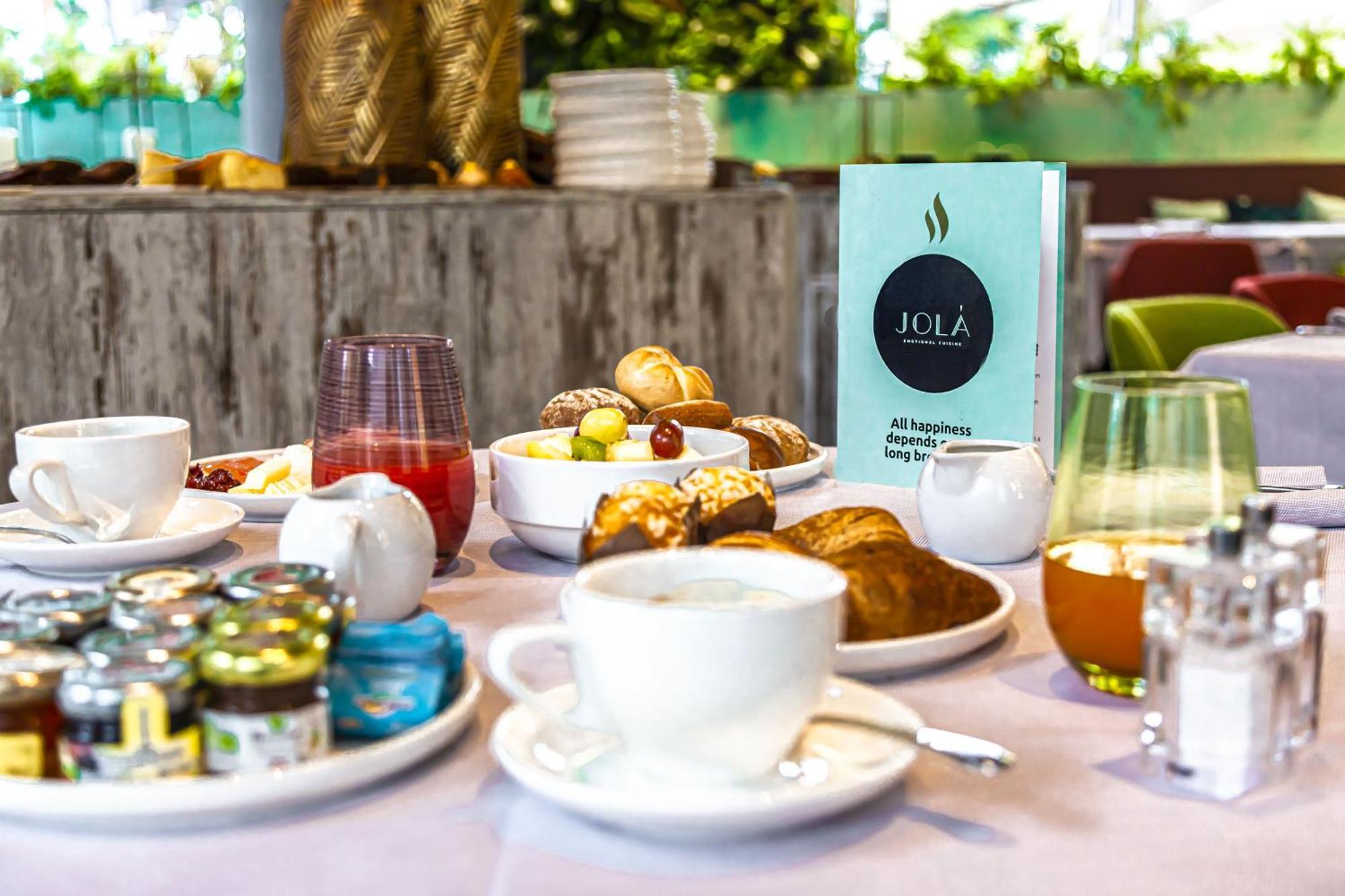 J44 Lifestyle Hotel Lido di Jesolo Luaran gambar Jola