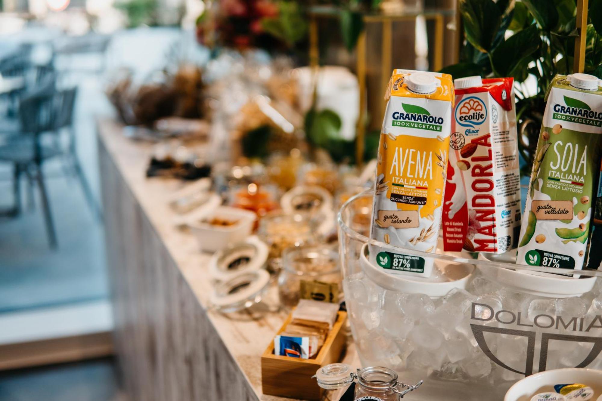 J44 Lifestyle Hotel Lido di Jesolo Luaran gambar Granoro products